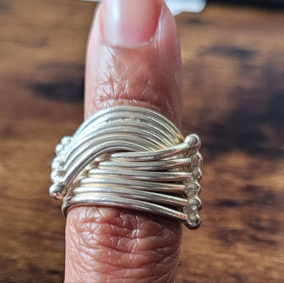 Sterling silver hug ring - Picture 2 of 8